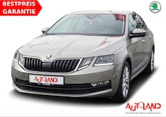 Bild des Angebotes Skoda Octavia 1.5 TSI Clever DSG LED Navi ACC PDC