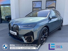 Bild des Angebotes BMW iX xDrive40 Sport || Autobahnass. SUITE Pano AHK