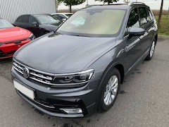 Bild des Angebotes VW Tiguan Tiguan+2.0+TDI+SCR+4Motion+R-LINE HIGHLINE