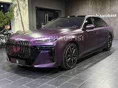 Bild des Angebotes BMW i7 xDrive 60 M SPORT,INDIVIDUAL,PURPLE,THEATRE