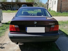 BMW 318 318i