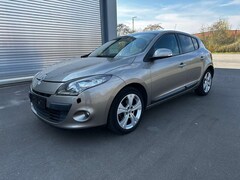 Bild des Angebotes Renault Megane Megane Fließheck 2.0 140 CVT Dynamique