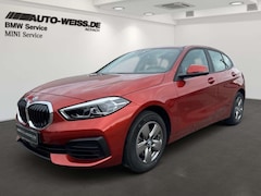 Bild des Angebotes BMW 116 iA +NAVI+LED+DAB+BT+SHZ+LHZ+MFL+DIGI-COCKPIT