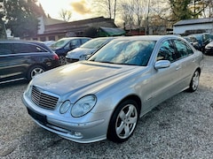 Bild des Angebotes Mercedes-Benz E 200 Avantgarde Navi Xenon Leder 17 Zoll Alu Glasdach