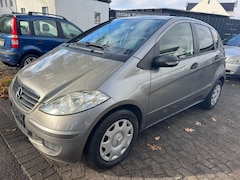 Bild des Angebotes Mercedes-Benz A 180 CDI elektr.Fenster,Klima,AHK,Tüv 05/2027