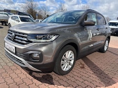 Bild des Angebotes VW T-Cross TSI DSG Life LED AHZ Allwetter Navi
