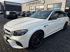 Bild des Angebotes Mercedes-Benz E 63 AMG E63S*AMG*4M*EXCLUSIVE*CARBON-PAKET*360°ACC*HUD*
