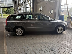 Bild des Angebotes Volvo V50 2.0D DPF Summum