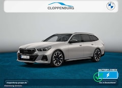 Bild des Angebotes BMW i5 eDrive40 Head-Up+AHK+Navi+Pano+360°+ACC+SHZ