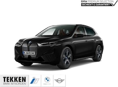 Bild des Angebotes BMW iX xDrive40 Sportpaket AHK/ACC/Panorama/HarmanKardon