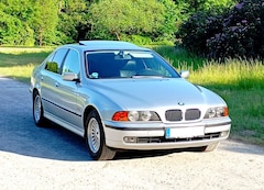 Bild des Angebotes BMW 523 BMW 523i 2.5L E39 TÜV 04/2027 6 Zylinder