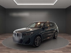 Bild des Angebotes BMW iX1 xDrive30 M Sport NP 73.469,- HUD WirelessCharg Dri