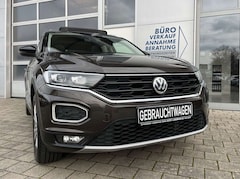 Bild des Angebotes VW T-Roc 1.5 TSI DSG Style ACC PANO AHK PDC KAM 17"