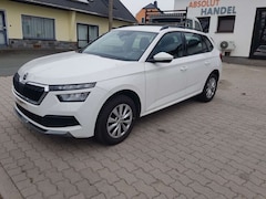 Skoda Kamiq Ambition 1,0 TSi Alu ACC Lane netto 9295€