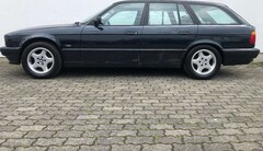Bild des Angebotes BMW 520 520i E34 touring Executive Klima/Leder/Alufelgen..