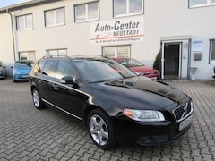 Bild des Angebotes Volvo V70 Kombi Momentum, XENON, LEDER, PDC, SHD,..
