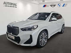 Bild des Angebotes BMW iX 1 xDrive30 M-Sport*AHK*20“*Head Up*Panoramadach*Dr
