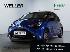 Bild des Angebotes Toyota Aygo x-clusiv *Teilleder*CarPlay*Kamera*SmartKey*
