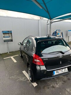 Bild des Angebotes Toyota Yaris 1.3 VVT-i Executive