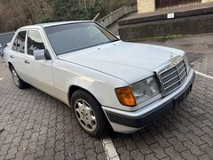 Bild des Angebotes Mercedes-Benz E 230 w124