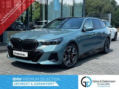 Bild des Angebotes BMW 550 e xDrive Touring M Sport PRO Pano Stop&Go AHK B&W