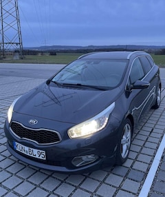 Bild des Angebotes Kia Ceed SW / cee'd SW 1.6CRDi Spirit Kamera/Temp/Keyless/Xenon/SHZ/8Fach