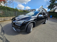 Infiniti QX30 2.2d DCT AWD Premium Tech, Vollausstattung inkl Panoramadach, TÜV nagelneu