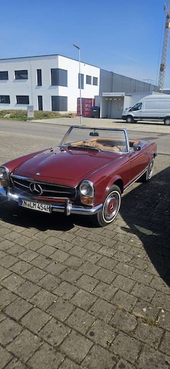 Mercedes-Benz SL 230