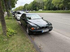 Bild des Angebotes BMW 528 528i