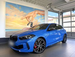 Bild des Angebotes BMW 135 i xDr. PANO+ACC+KOMF+HUD+KAM+HARM+AL+LEDer+