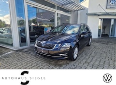 Bild des Angebotes Skoda Octavia Combi 2.0 TDI Style DSG Teil-Leder Navi Tempomat