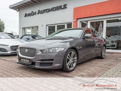 Bild des Angebotes Jaguar XE 20d Prestige*Keyless*Kamera*Panorama*