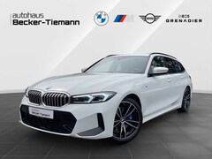 Bild des Angebotes BMW 330 i Touring*M SPORT*WIDESCREEN*19 ZOLL*AHK*ACC*H+K