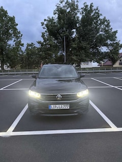 Bild des Angebotes VW Tiguan Allspace R Line