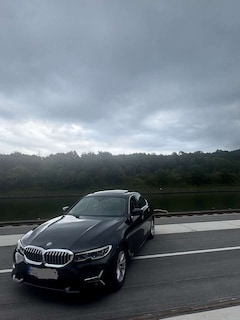 Bild des Angebotes BMW 320 320i Limousine Luxury Line