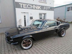 Ford Mustang 302 5,0l viele Neuteile TÜV neu