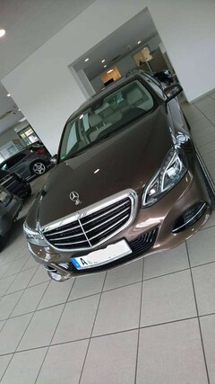 Bild des Angebotes Mercedes-Benz E 400 E-Klasse 4Matic 7G-TRONIC
