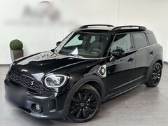 Bild des Angebotes MINI Cooper SE Countryman All4 Black NAV+LED+KAM+PANO