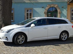 Bild des Angebotes Toyota Avensis Avensis Combi Combi 1.8 Life