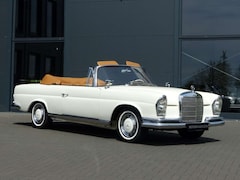 Bild des Angebotes Mercedes-Benz 220 SE Cabriolet