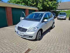Bild des Angebotes Mercedes-Benz A 160 A 160 BlueEFFICIENCY Elegance Special Edition