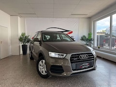 Bild des Angebotes Audi Q3 quattro sport S-Tronic LED MMI Navi Tempomat