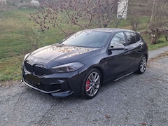 Bild des Angebotes BMW 135 M135i xDrive M Sportpaket Pro, Garantie 11/28