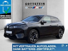 Bild des Angebotes BMW iX xDrive40 Aut. Sportpaket