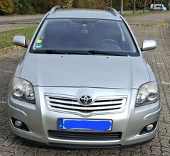 Bild des Angebotes Toyota Avensis 1.8 VVT-i Combi Tüv/Au 06.27