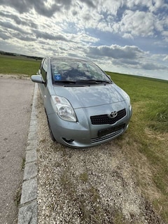 Bild des Angebotes Toyota Yaris 1.0 VVT-i