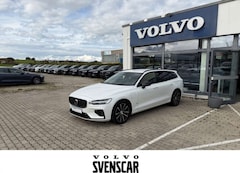 Bild des Angebotes Volvo V60 Plus Dark Recharge Plug-In Hybrid AWD StandHZG Dig