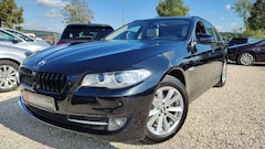 Bild des Angebotes BMW 520 i Touring Xenon*Navi*Leder*Panorama* TÜV NEU*