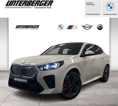 Bild des Angebotes BMW iX2 xDrive30 M Sportpaket Head-Up HK HiFi DAB