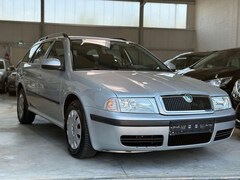 Bild des Angebotes Skoda Octavia Combi Tour